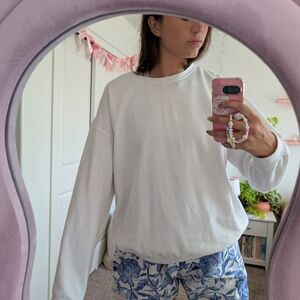 Classic Oversized White Crew Neck Sweater Size Large